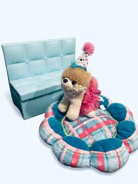Plush Party Pup Toy wi/Blue Flower American Girl pup Bed & loveseat